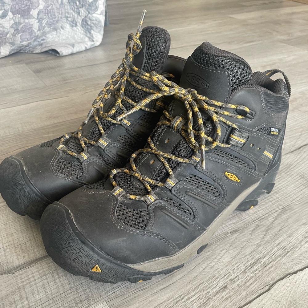 Keen Hiking Boots